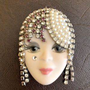 Beating Porcelain pin